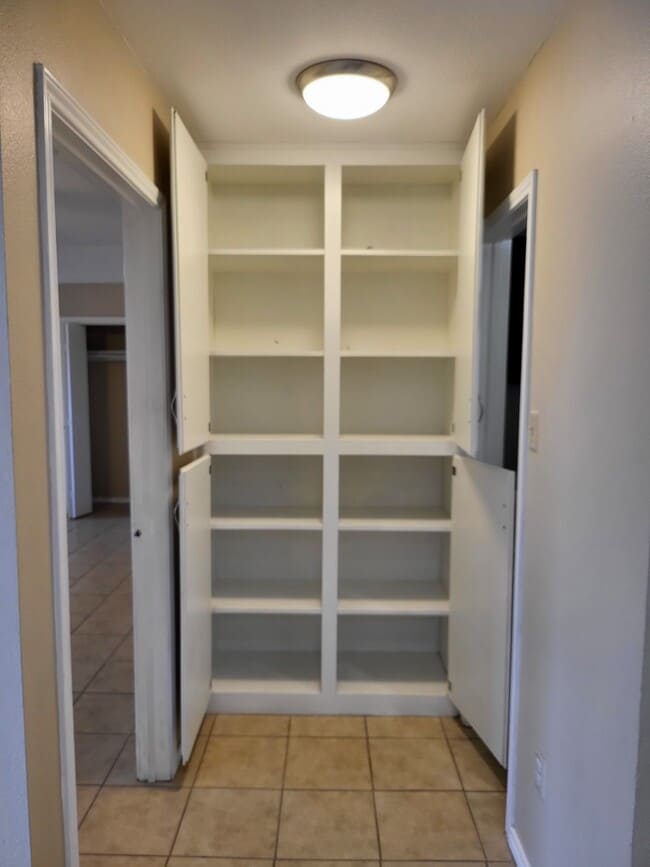 Photo - 2401 S Jackson Rd