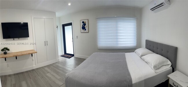 910 SW 8th Ave Unit A