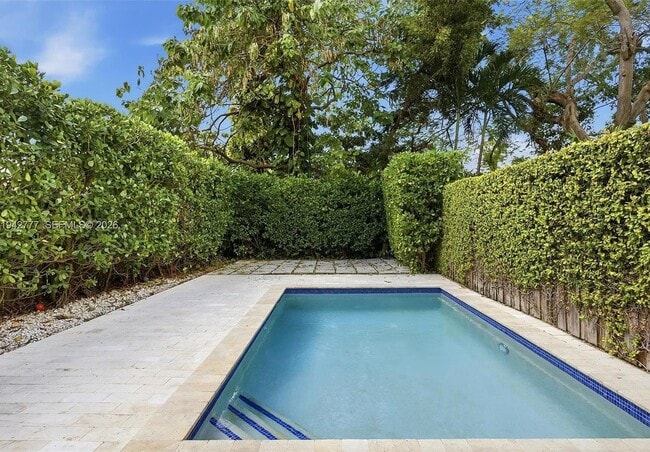 Photo - 2852 SW 32nd Ct