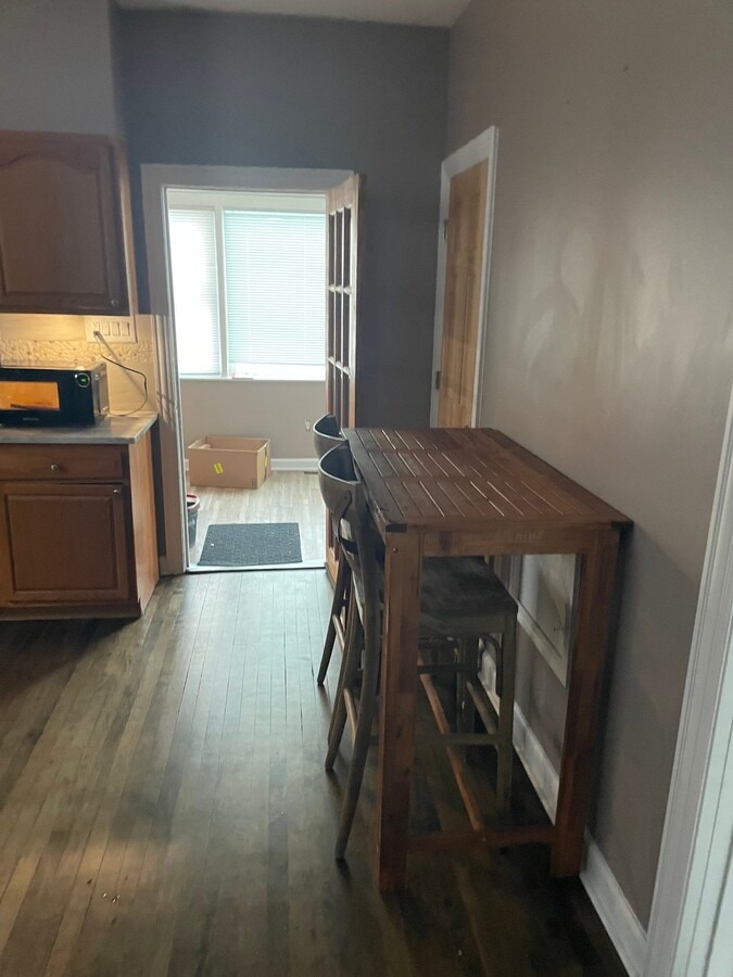 Photo - 10718 S Mackinaw Ave