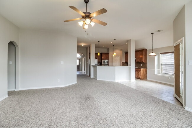 Photo - 211 Gatehouse Dr