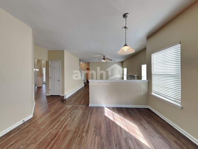 Photo - 3511 Umatilla Ln SW