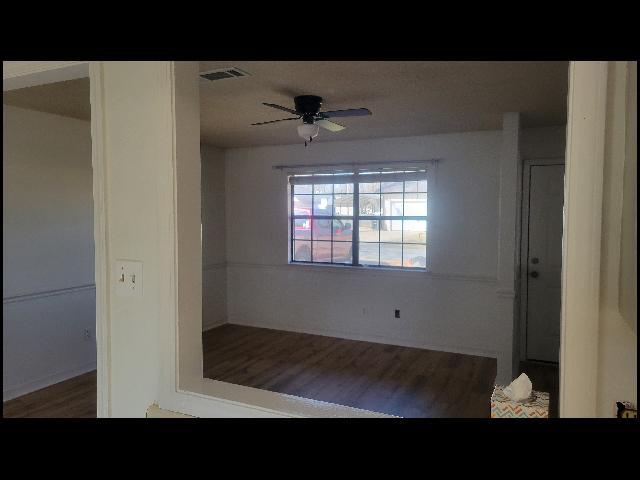 Photo - 400 Maxine Ave