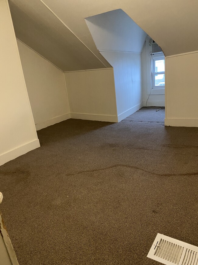 Photo - 245 S Walnut St