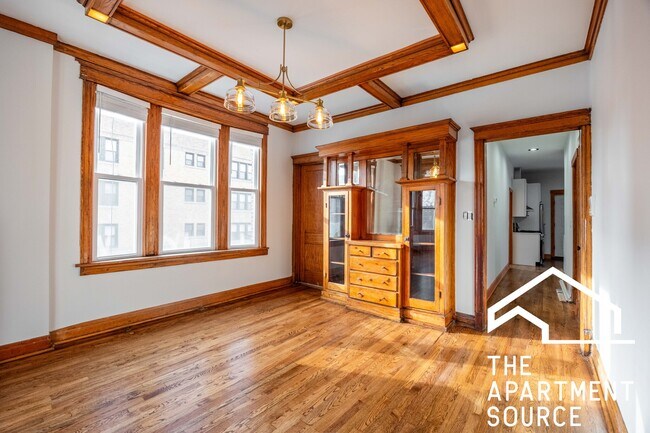 Photo - 2842 W Augusta Blvd Unit 2E