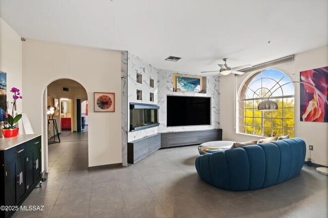 Photo - 1500 E Pusch Wilderness Dr Unit Pet Friendly Furnished!