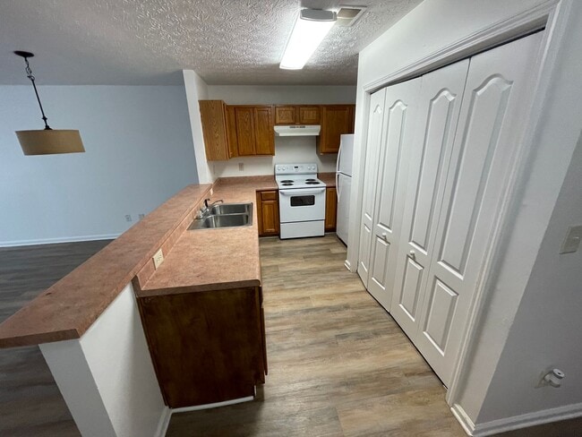 Photo - Spacious 4 Bedroom Townhome in Jackson with fenced backyard!