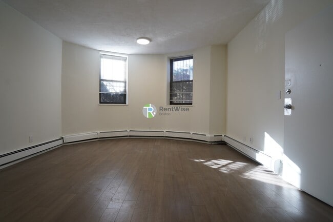 Photo - 550 Massachusetts Ave Unidad 1