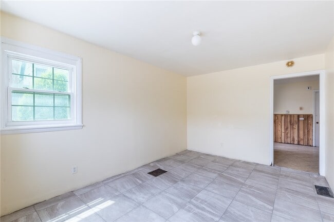 Photo - 675 S Clinton Ave