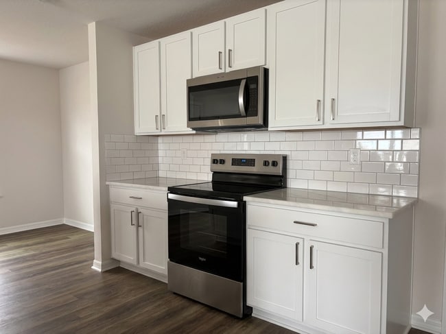 Photo - 10225 Kalamazoo Pl