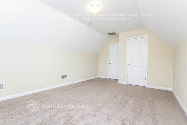 Photo - 3828 Hawk Tail Road