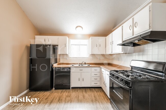 Photo - 11610 Helenoak Dr
