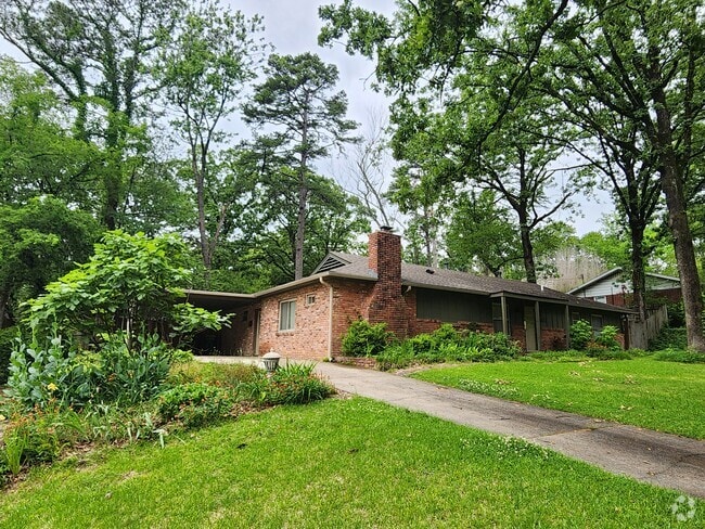 Building Photo - 506 Shamrock Dr Rental