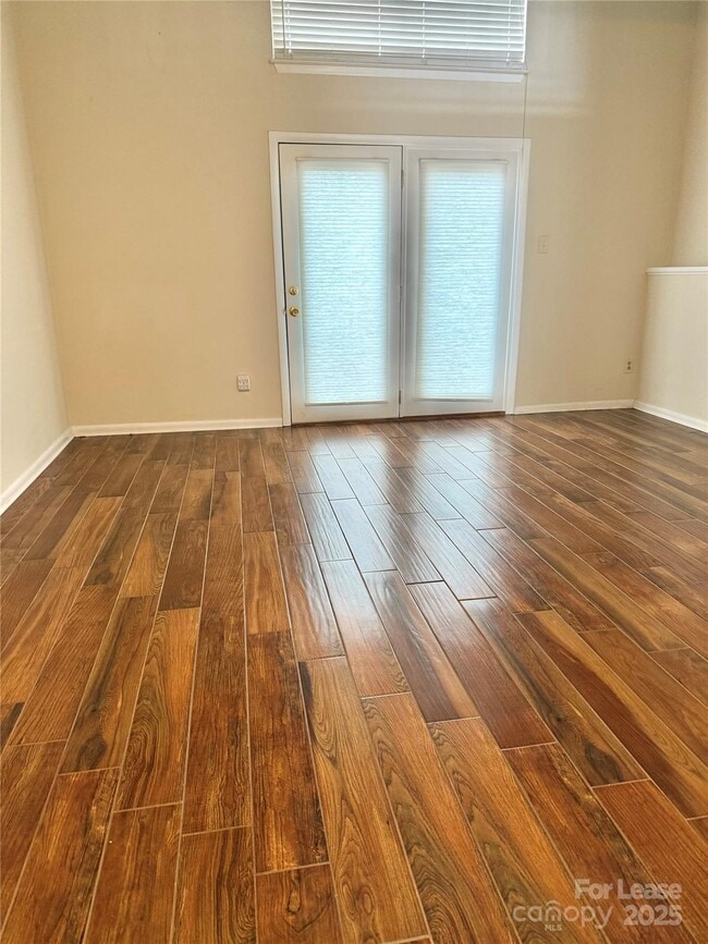 Photo - 6132 Heathstone Ln