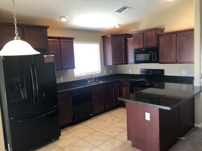 Photo - 1294 Kelson Pl