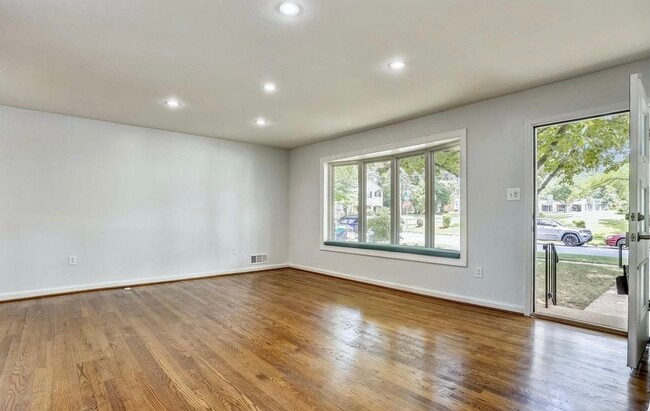 Photo - 10316 Julep Ave