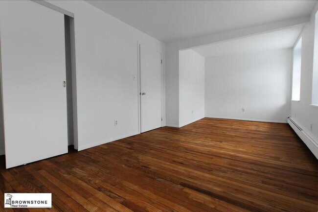 Photo - 271 Columbia St Unit 3