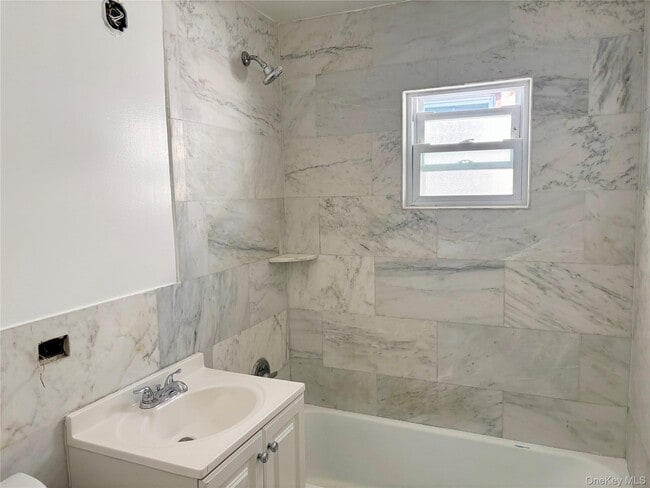 Photo - 91-03 80th St Unit 2nd Floor