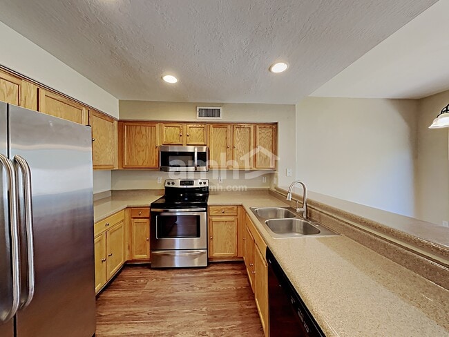 Photo - 10008 E Capri Ave