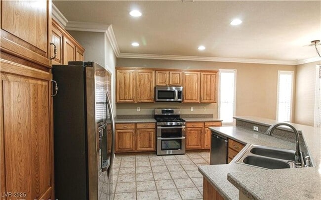 Building Photo - 10488 Riva De Fiore Ave Rental