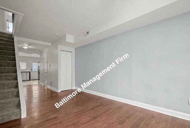 Photo - 805 S Decker Ave