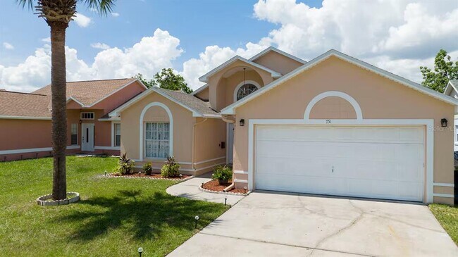 Photo - 751 Country Woods Cir