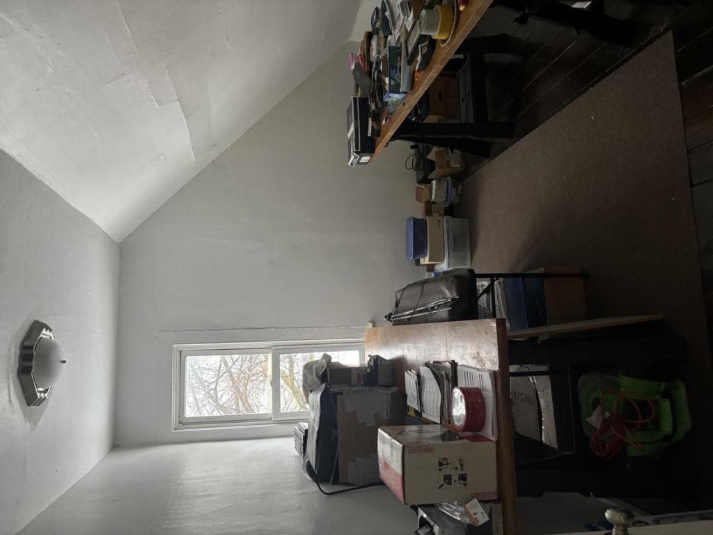 Photo - 168 E 16th St