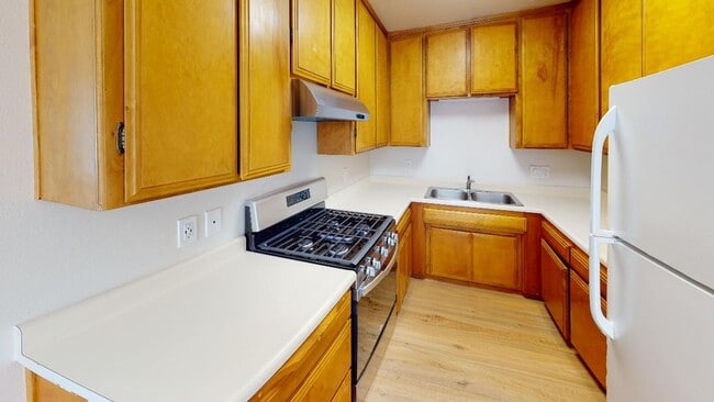 Photo - South, 602-604 Unit 602