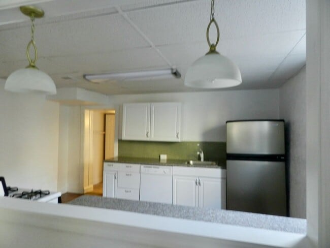 Photo - *** South Side Flats * 3 Bedroom House * Fully Renovated * With Fenced In Yard * Walk to E. Carso...