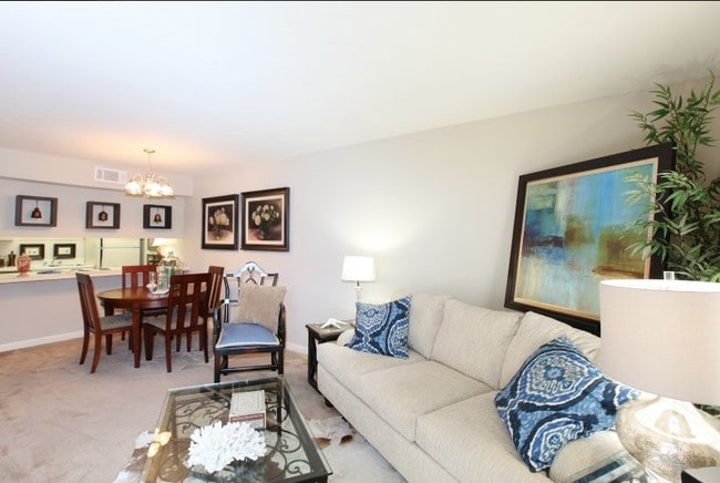 Living Area - Hampton Court