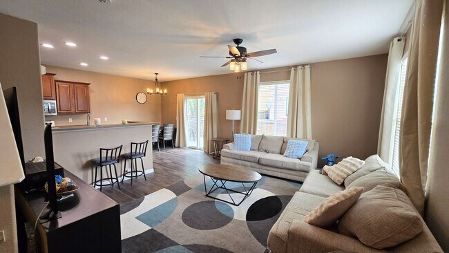 Photo - 11844 Pei Grove