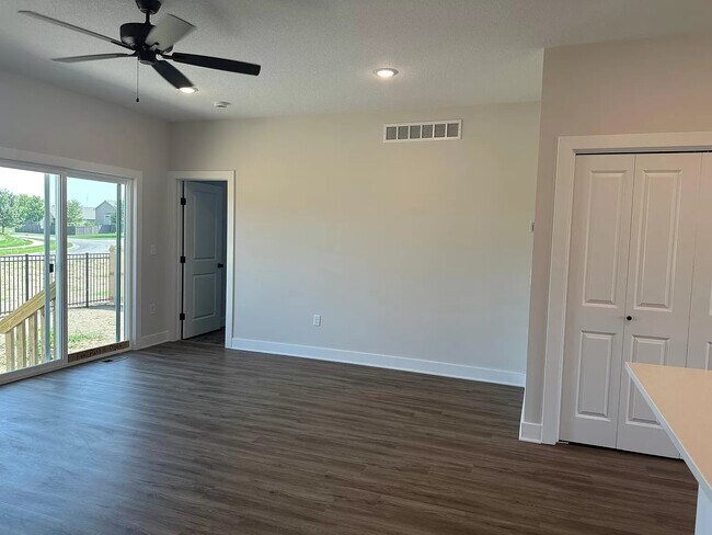 Photo - 15666 E 21st St N