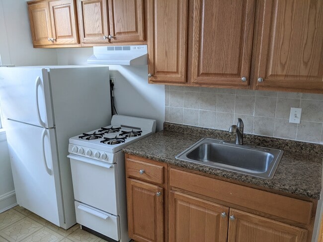 Photo - 731 Hinman Ave Unit 3E