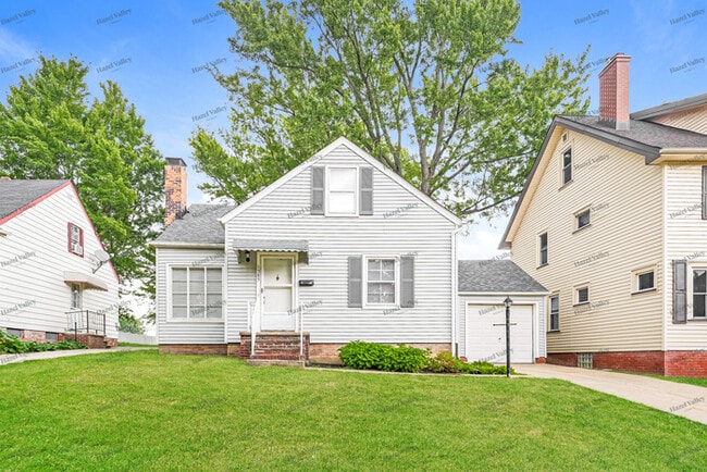 Building Photo - 1585 Sheffield Rd