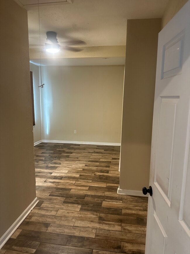 Photo - 1640 Poland Ave