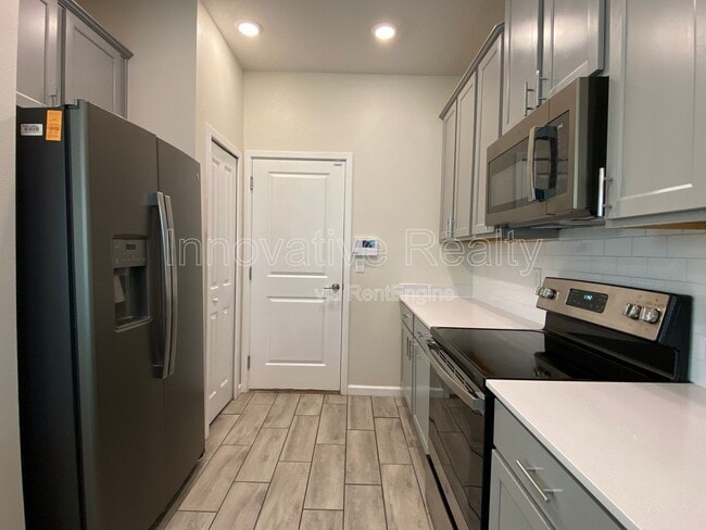 Photo - 9348 Tecumseh Dr