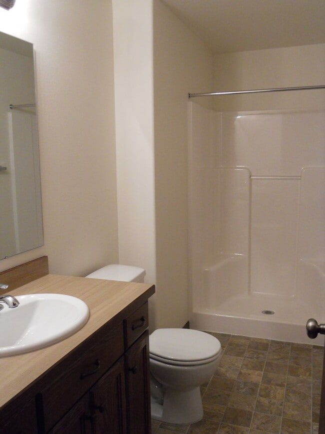 Photo - 3 Bed 3 Bath Twin Home