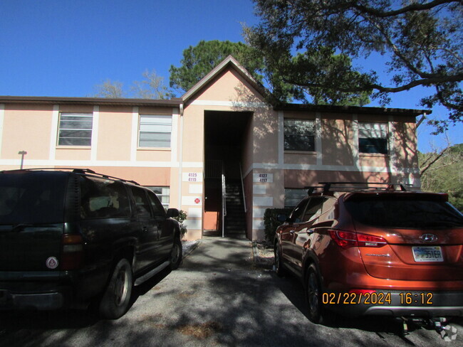 Building Photo - 4125 Pinewood Dr NE Unit 6 Rental
