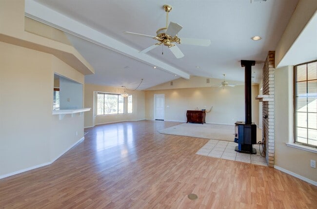 Photo - 19580 Watts Valley Rd