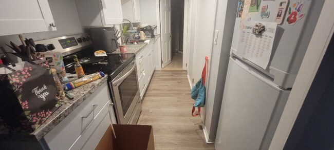 Photo - 179 Longview Ave Unit B