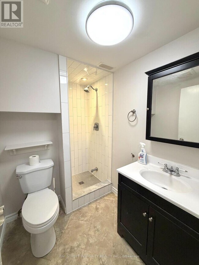 Photo - 73 Boothbay Crescent