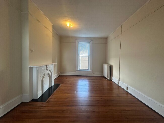 Photo - 708 Court St Unit B