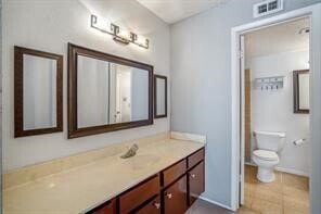 Building Photo - 13002 Leader St Unit 905