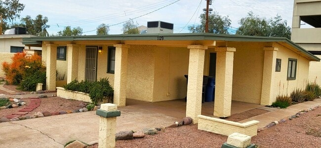 Building Photo - COMING SOON....CUTE TEMPE HOME ON NO OUTLET STREET!!