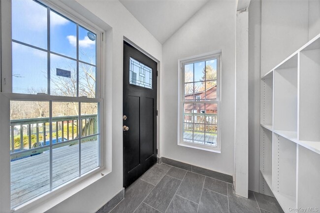 Photo - 19 Grandview Trail