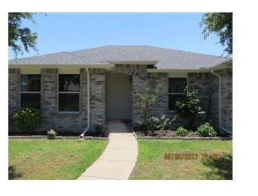 Building Photo - 1505 Lonesome Dove Trail Rental