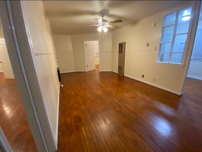 Photo - 1320 Postoffice St Unidad Apt #B