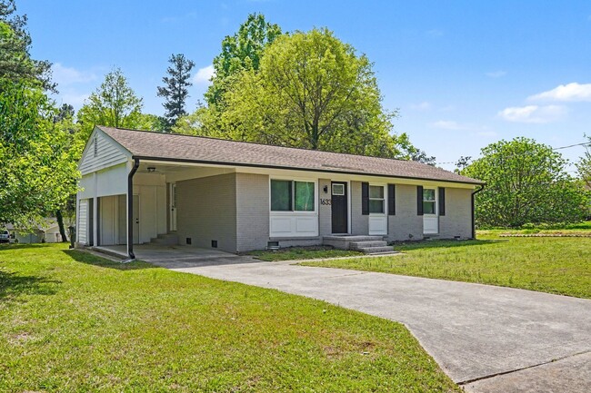 Photo - Updated 3 Bedroom Home Convenient to Downtown Raleigh