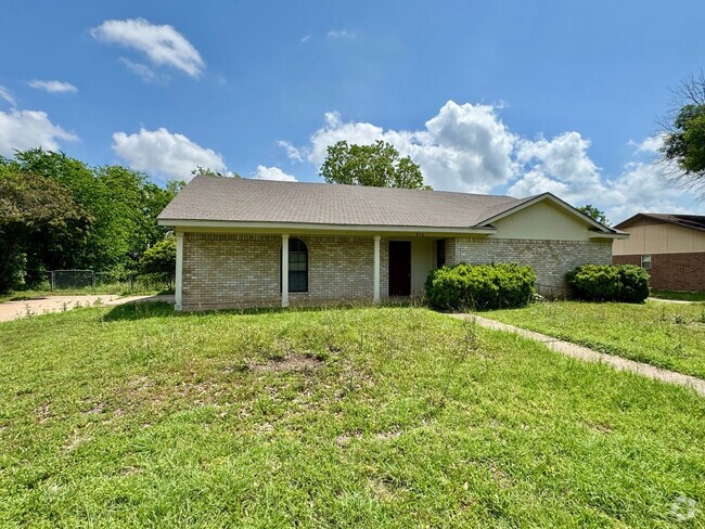 Building Photo - Single Family Home