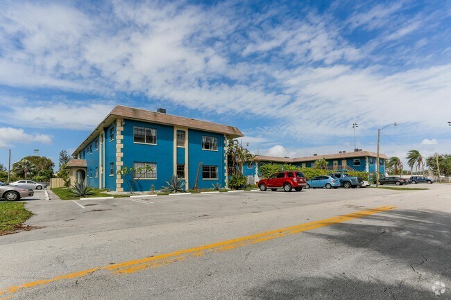 Photo - Twin Manor Apartments